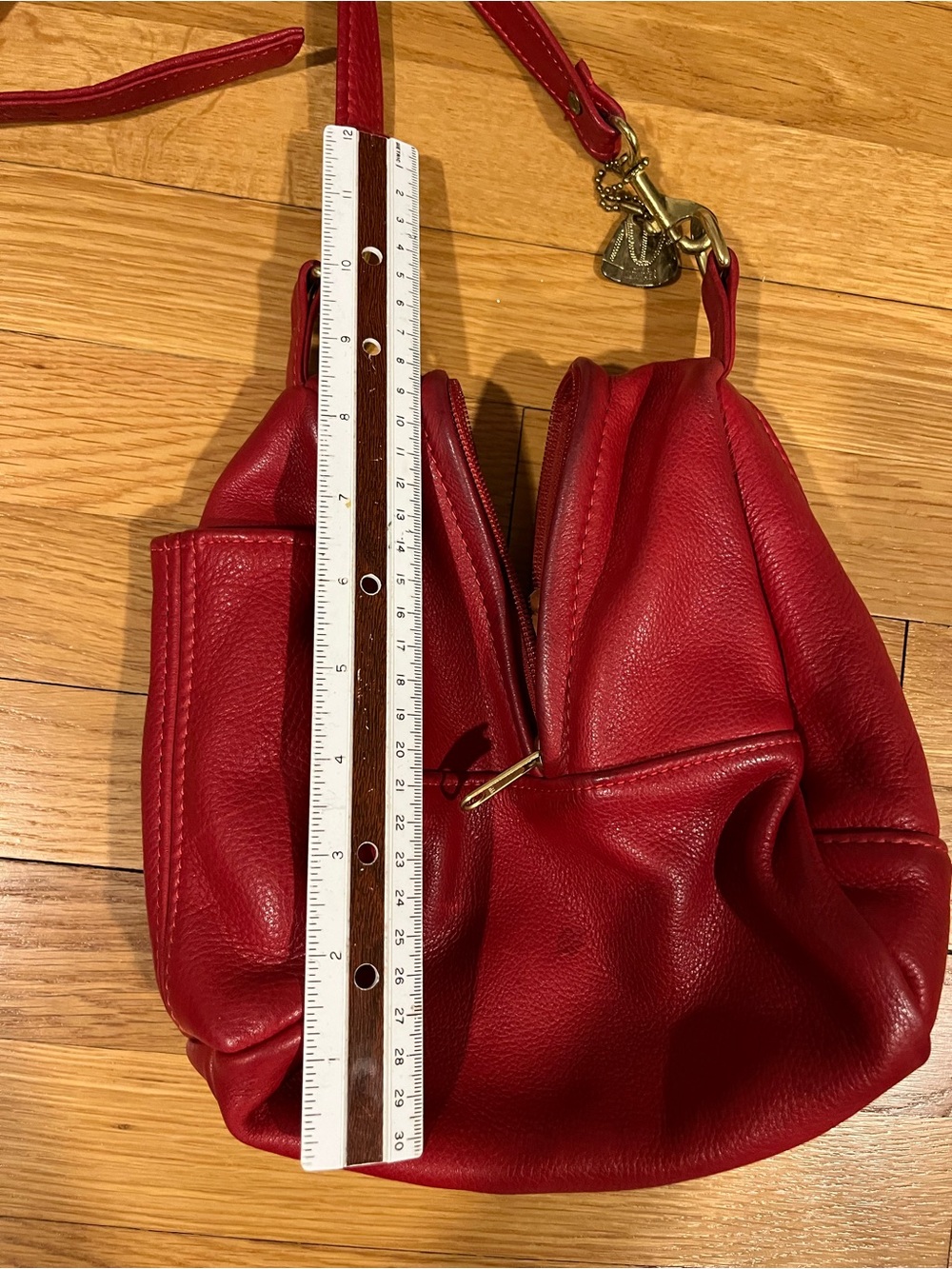 Red Pebbled Victoria Leather Crossbody Bag - Picture 9 of 11